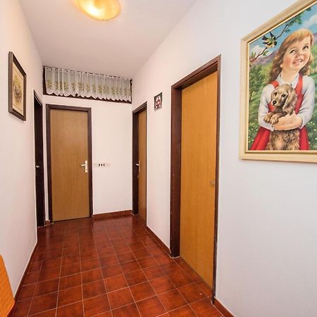 Two Bed Rooms Fortuna Near The Beach Porec Exterior photo